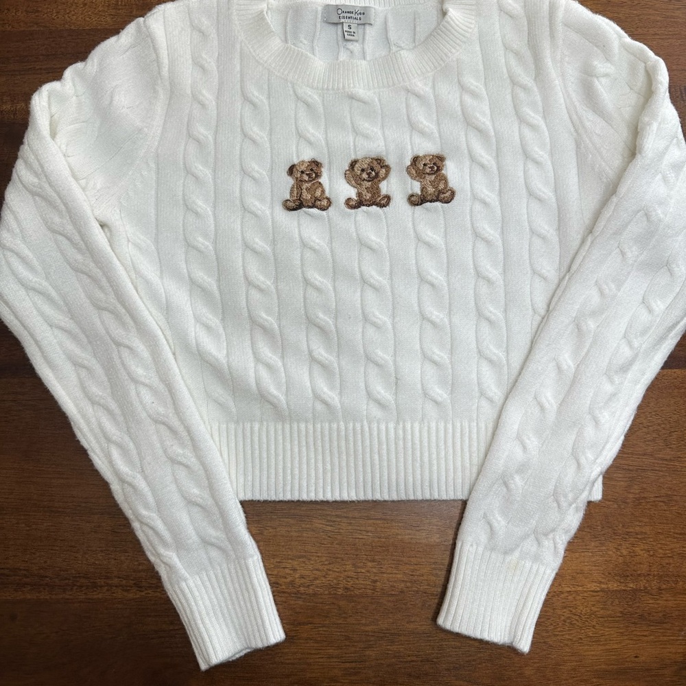 Creamy White Cable Knit Teddy Bear Sweater – Cropped Fit (Size S)
